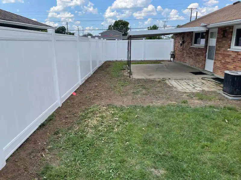 Vinyl Fence Installation Vinyl Fence Installation
