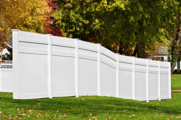 Understanding the Durability of Vinyl Fencing for Your Property in Dayton, OH
